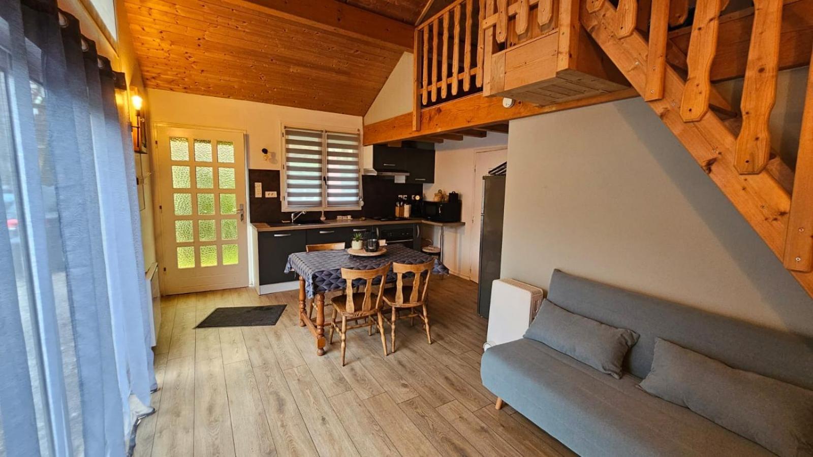 Gite Du Moulin Montgesoye Luaran gambar